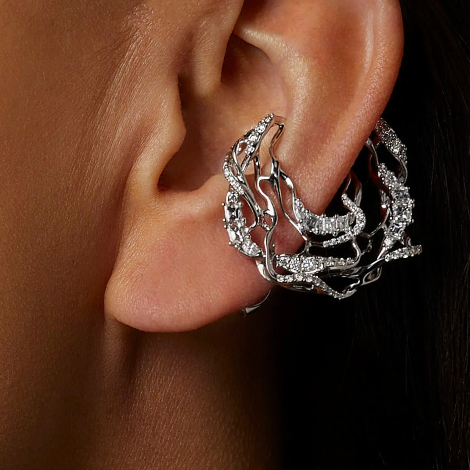 Bibi van der Velden Diamonds Smoulder Ear Hangers in White Gold Store