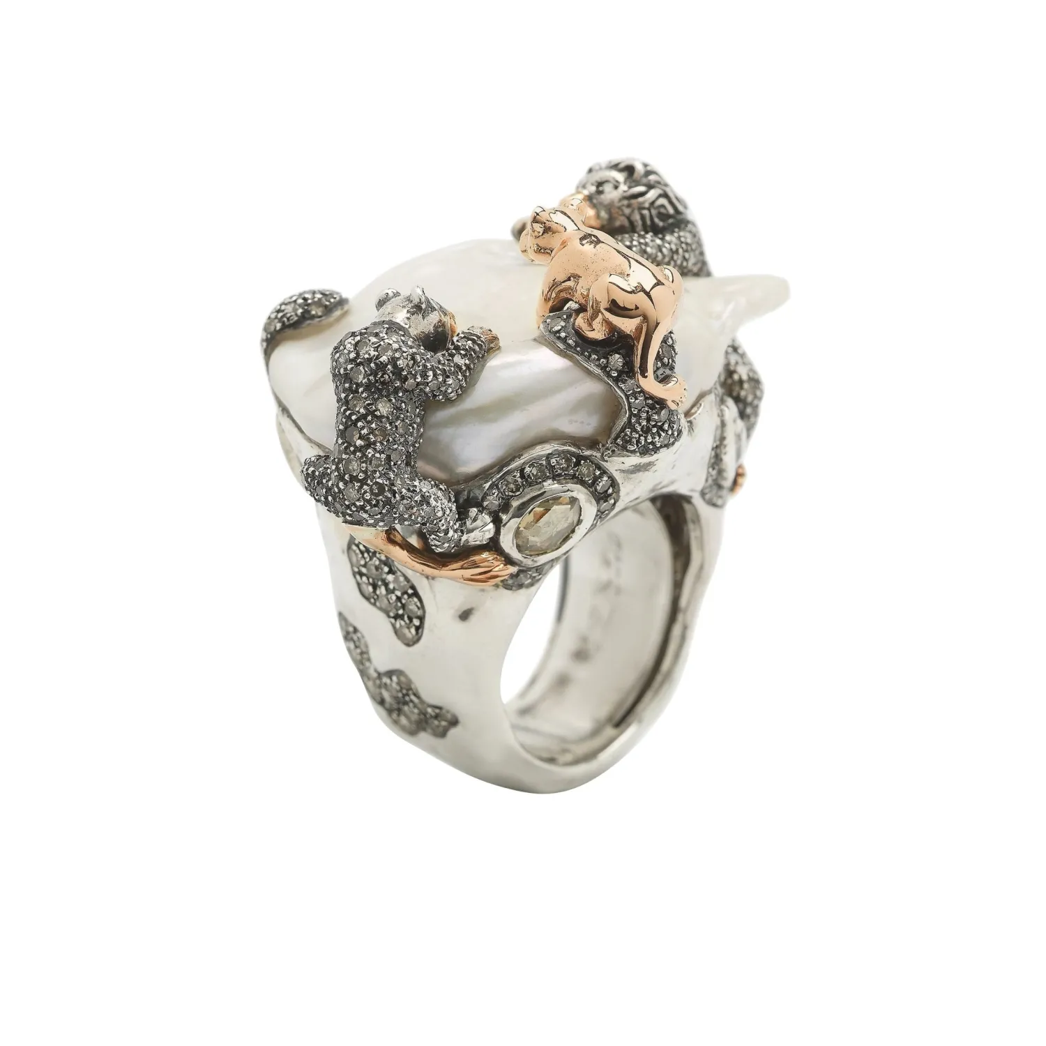 Bibi van der Velden Family Crest Lion Ring Store