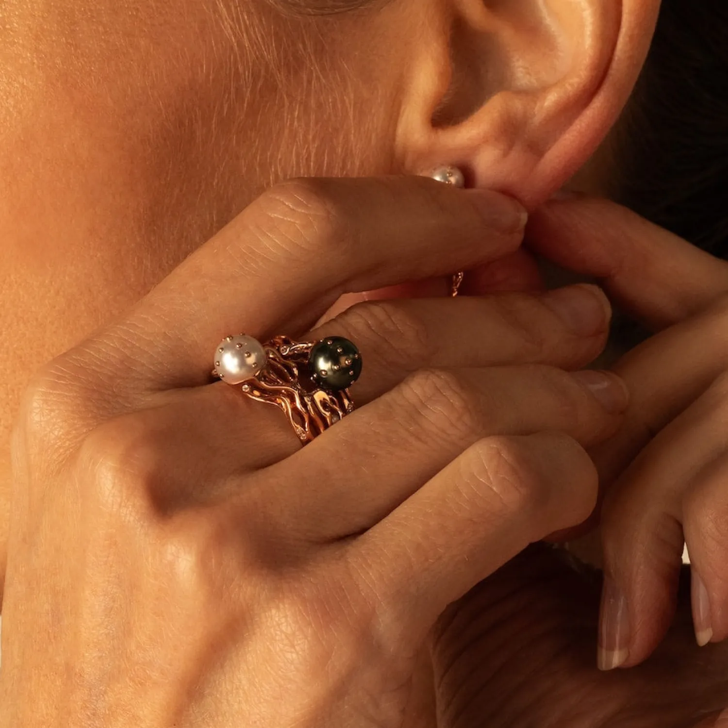 Bibi van der Velden Jellyfish White Pearl Ring with White Diamonds Best Sale