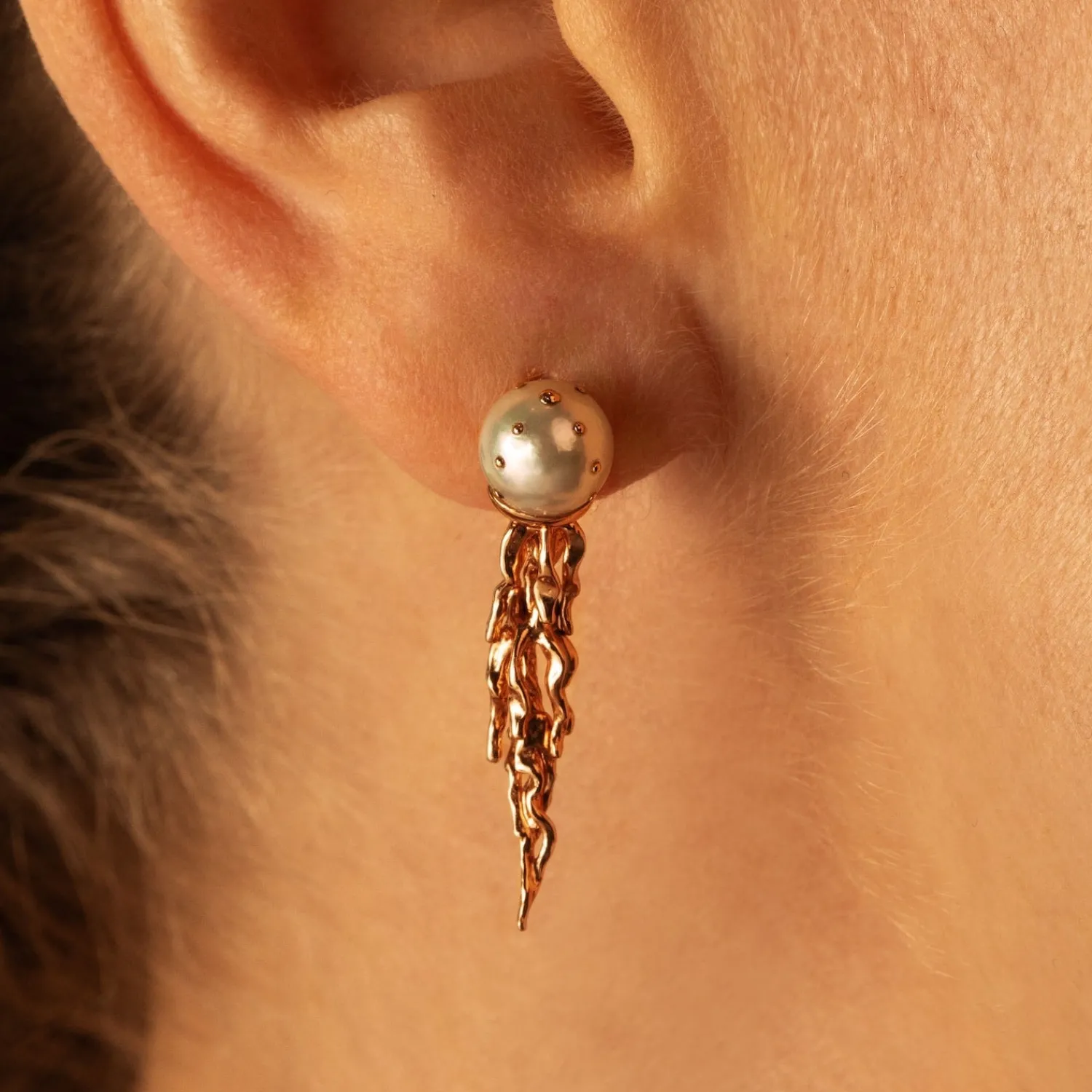 Bibi van der Velden Jellyfish White Pearl Stud Clearance