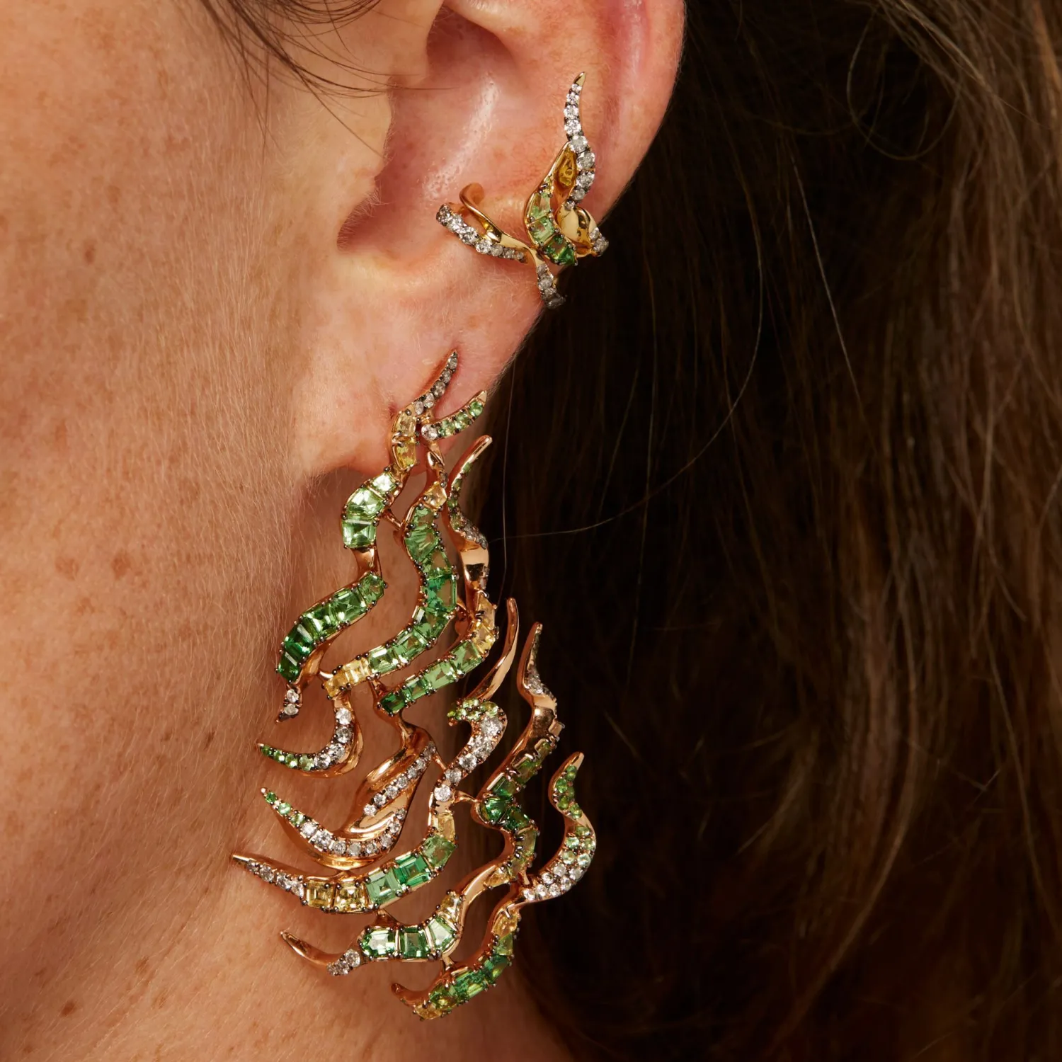 Bibi van der Velden Tsavorite Spark Ear Hugger Hot